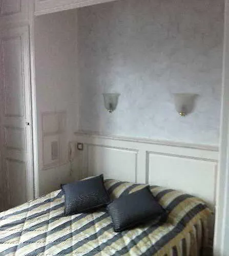 Hotel The Originals Du Commerce Laval Est Vaiges